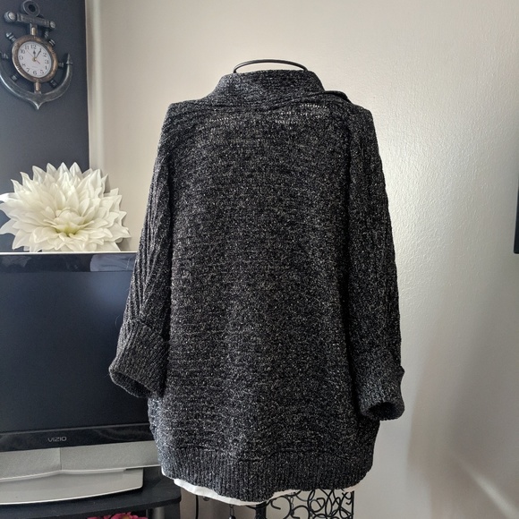 Rafaella Cardigan 🌺 - Picture 5 of 7